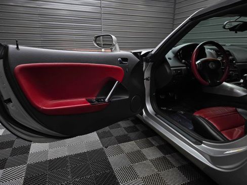 Used 2008 Saturn Sky Red Line RWD image 26