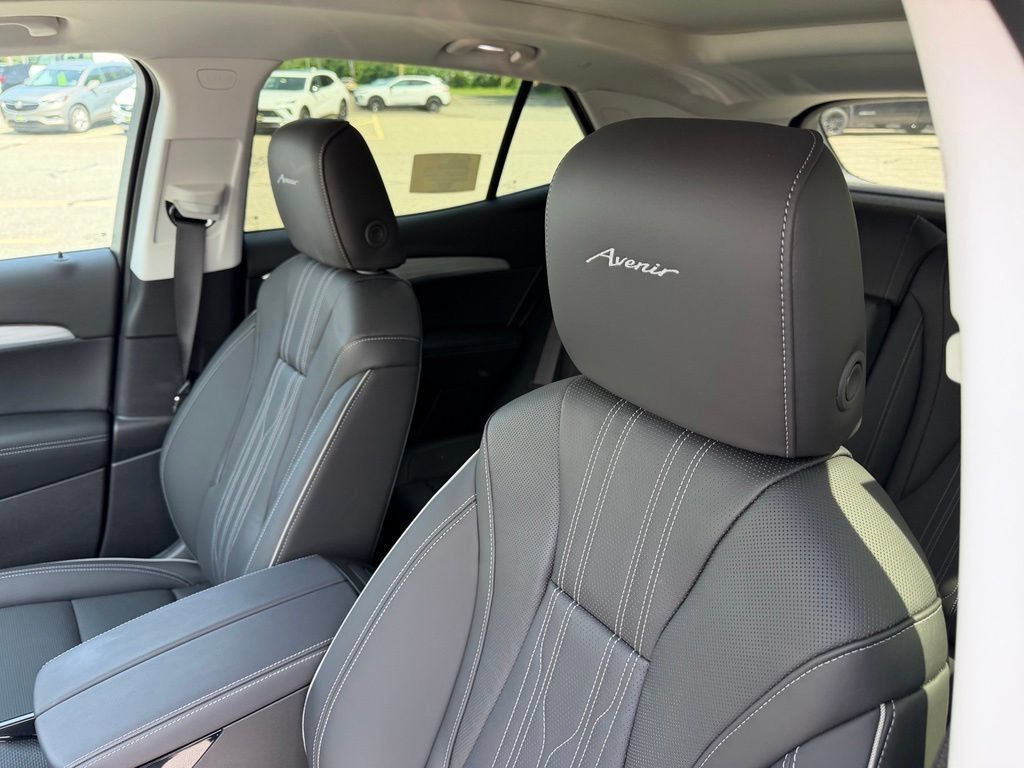 New 2026 Buick Envision Avenir AWD/4WD image 13
