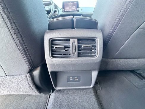 Used 2023 Nissan Rogue SV image 25