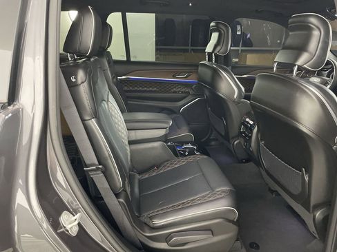 Used 2024 Jeep Grand Cherokee L Summit w/ High Altitude Package image 27