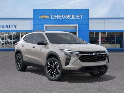 New 2026 Chevrolet Trax RS w/ Driver Confidence Package image 8