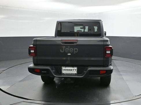 Used 2021 Jeep Gladiator Sport w/ Quick Order Package 24Q 80Th AWD/4WD image 8