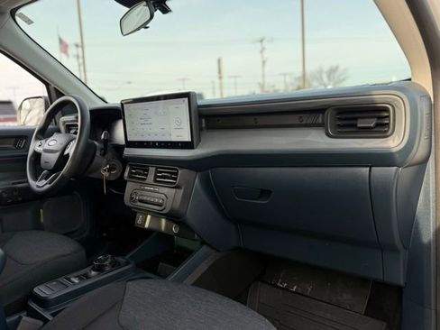 Certified 2025 Ford Maverick XL w/ Equipment Group 101A image 18