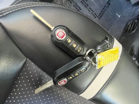 Used 2019 FIAT 500 e image 18
