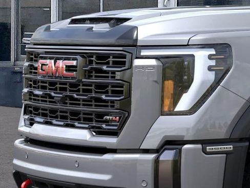 New 2026 GMC Sierra 3500 AT4 w/ AT4 Premium Plus Package AWD/4WD image 13