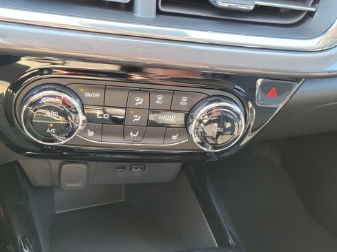 New 2026 Chevrolet Trax ACTIV w/ Driver Confidence Package FWD image 19