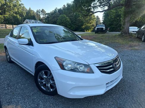 Used 2011 Honda Accord SE image 3