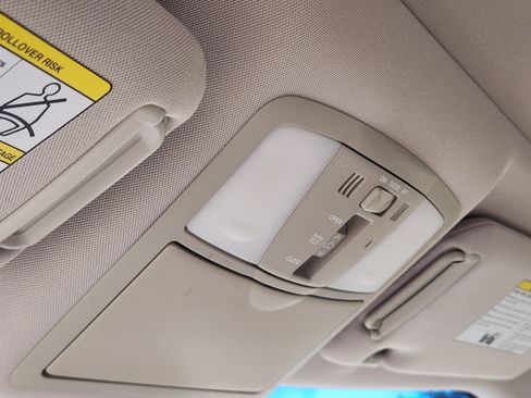 Used 2012 Nissan Murano LE w/ Platinum Pkg image 33