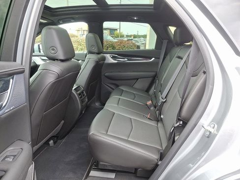 New 2025 Cadillac XT5 Premium Luxury image 5