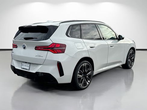 New 2026 BMW X3 xDrive30 w/ Premium Package image 3