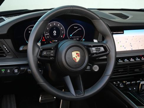 Used 2025 Porsche 911 Carrera image 12
