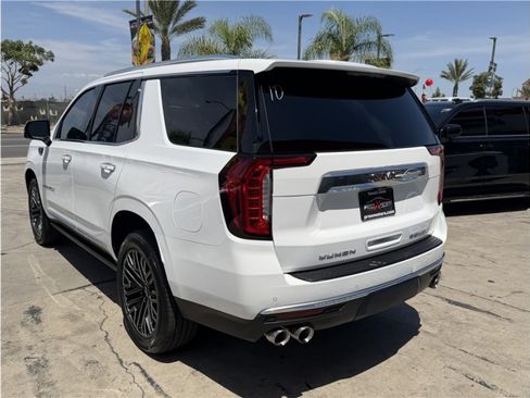 Used 2021 GMC Yukon Denali w/ Denali Premium Package RWD image 4