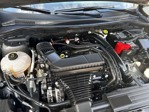 Used 2025 Ford Escape Platinum image 32