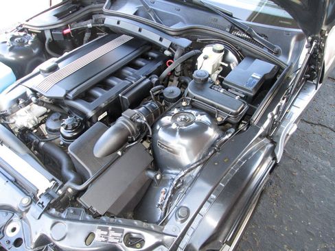 Used 2001 BMW Z3 2.5i RWD image 24