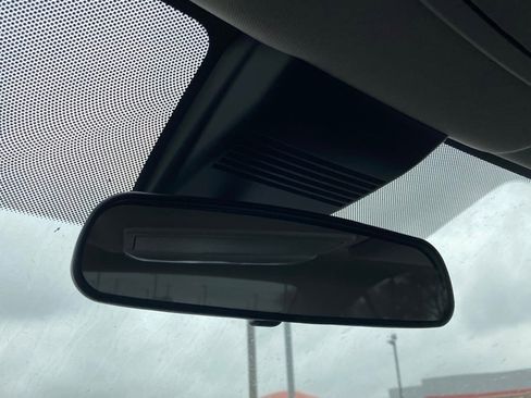 Used 2025 Nissan Altima 2.5 SV image 28