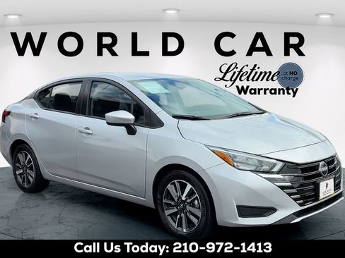 Used 2025 Nissan Versa SV FWD image 1