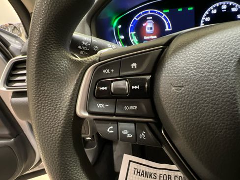 Used 2019 Honda Accord Hybrid image 21
