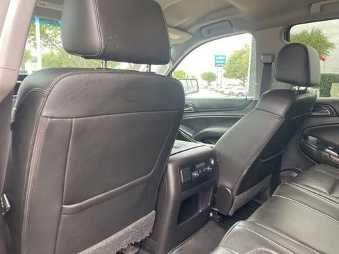 Used 2018 Chevrolet Tahoe LT image 9