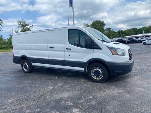 Used 2018 Ford Transit 250 148 Low Roof RWD image 17