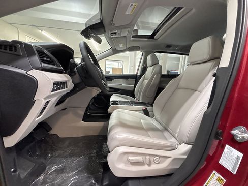 New 2027 Honda Odyssey EX-L image 19