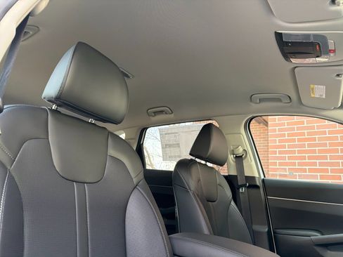 New 2026 Kia Sorento S AWD/4WD image 18