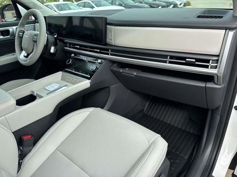 New 2026 Hyundai Santa Fe SEL FWD image 17