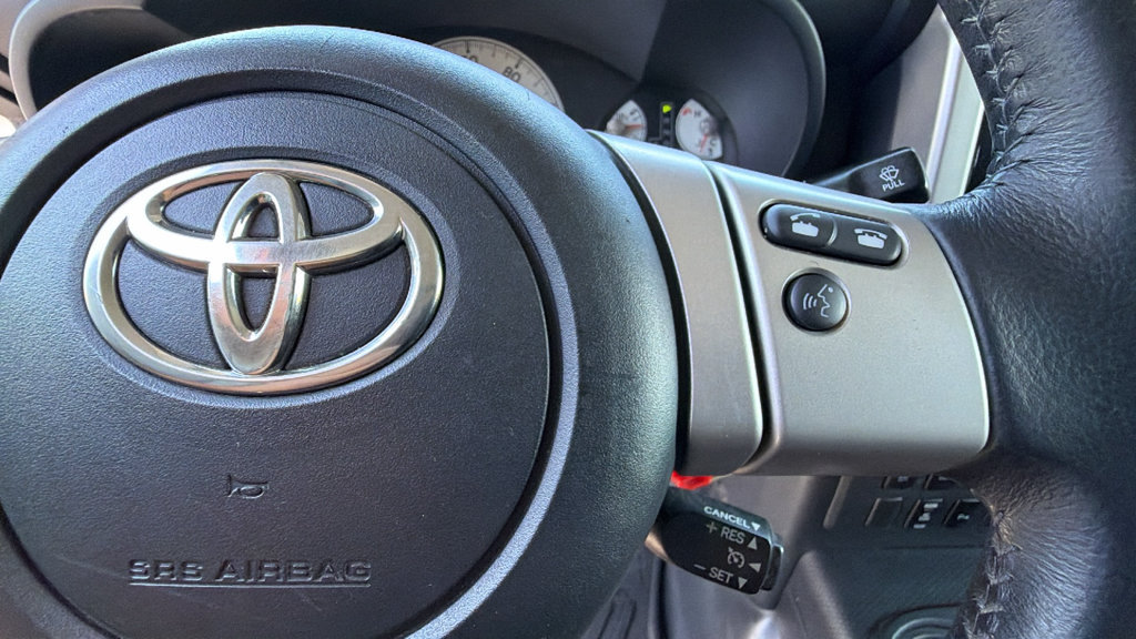 Used 2014 Toyota FJ Cruiser 4WD w/ Upgrade Package image 20