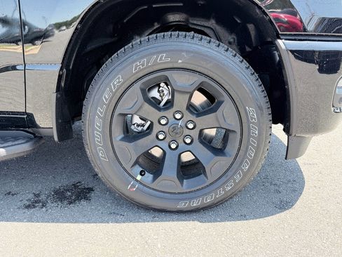 New 2026 RAM 1500 Express AWD/4WD image 34