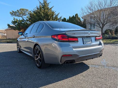 Used 2023 BMW M550i xDrive w/ Executive Package image 8