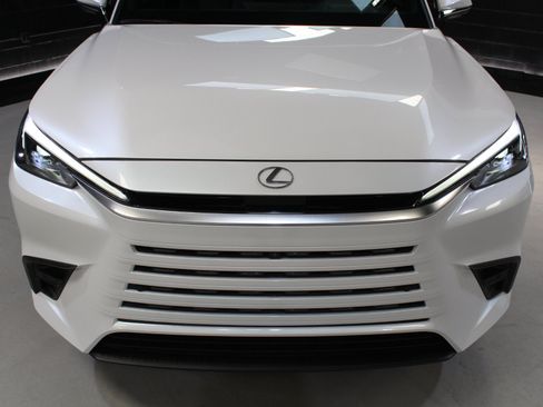 Used 2024 Lexus TX 350 FWD w/ Captains Chair Package image 6