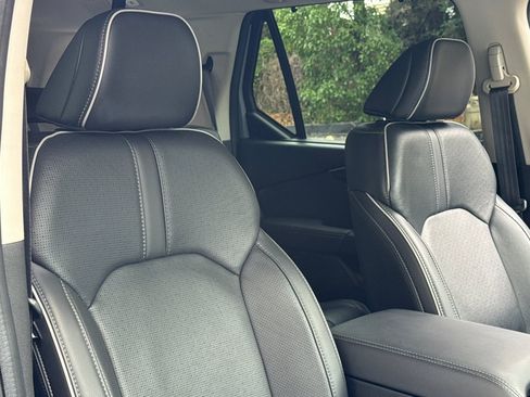 Used 2023 Honda Pilot Elite image 33