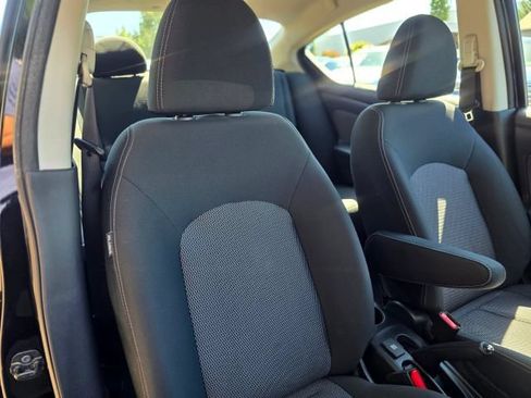 Used 2015 Nissan Versa SV FWD image 42