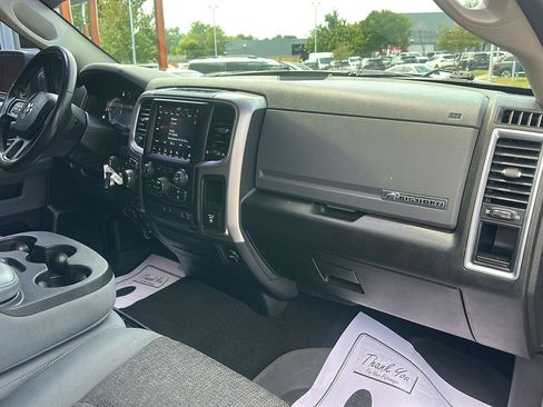 Used 2019 RAM 1500 Big Horn AWD/4WD image 14