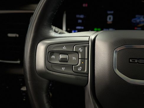 Used 2024 GMC Sierra 2500 Denali Ultimate AWD/4WD image 20