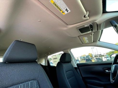 New 2026 Honda HR-V LX image 23