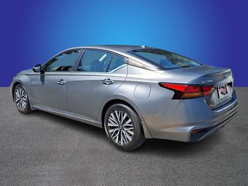 Used 2023 Nissan Altima 2.5 SV FWD image 7