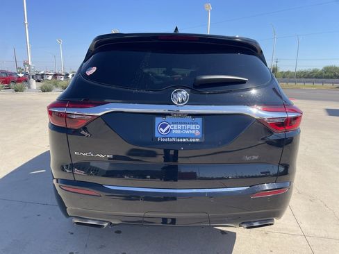 Used 2021 Buick Enclave Avenir w/ Avenir Technology Package image 4