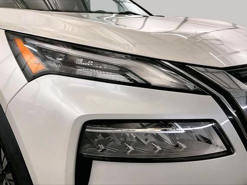 Used 2021 Nissan Rogue SV AWD/4WD image 27