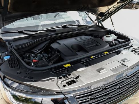 New 2026 Land Rover Range Rover Sport SE AWD/4WD image 58