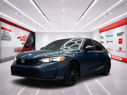 Used 2025 Honda Civic Sport Touring image 4