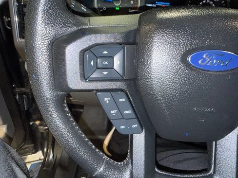 Used 2015 Ford F150 XLT w/ Equipment Group 302A Luxury AWD/4WD image 30
