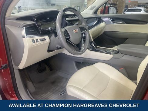 Used 2024 Cadillac XT6 Premium Luxury w/ Technology Package AWD/4WD image 13