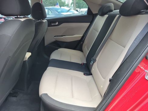 Used 2022 Hyundai Accent SEL FWD image 7
