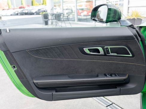 Used 2020 Mercedes-Benz AMG GT R image 11