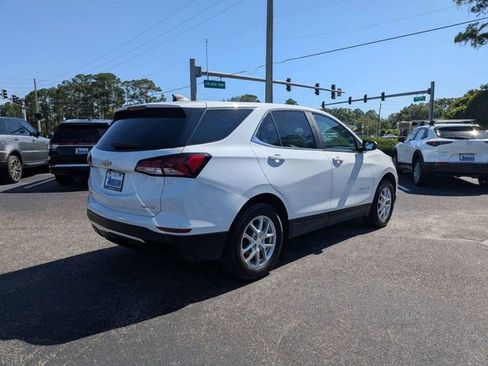 Used 2023 Chevrolet Equinox LT AWD/4WD image 3