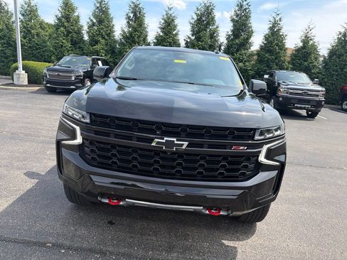 Used 2023 Chevrolet Tahoe Z71 w/ Luxury Package AWD/4WD image 8