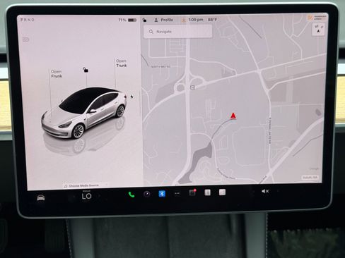 Used 2022 Tesla Model 3 Long Range AWD/4WD image 22