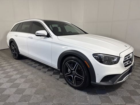 Used 2023 Mercedes-Benz E 450 4MATIC All-Terrain Wagon image 10