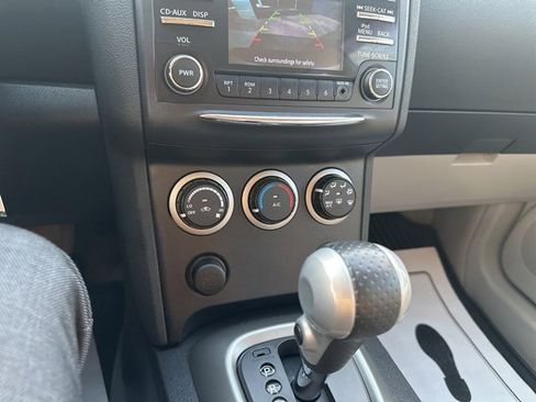 Used 2013 Nissan Rogue S w/ Special Edition Pkg image 39