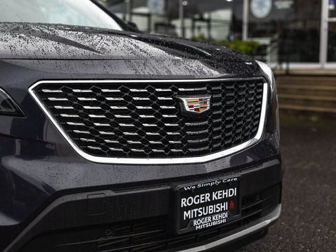 Used 2023 Cadillac XT4 Premium Luxury image 4